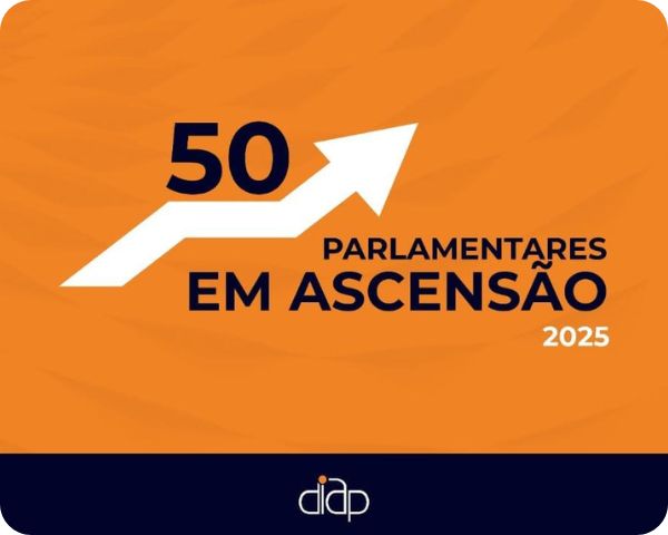 ORGULHO DA BAHIA! Roberta Roma é reconhecida pelo DIAP entre os 50 parlamentares em ascensão do país. Um reconhecimento que é nosso!